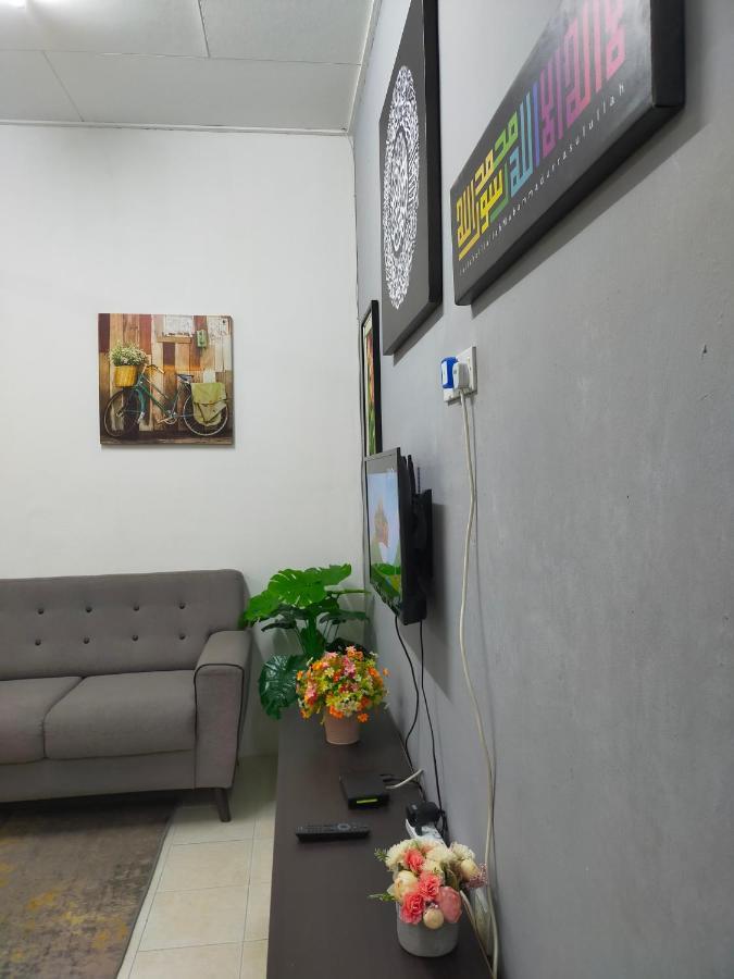 D'Port Dicksonmuslimonly Homestay Exterior photo
